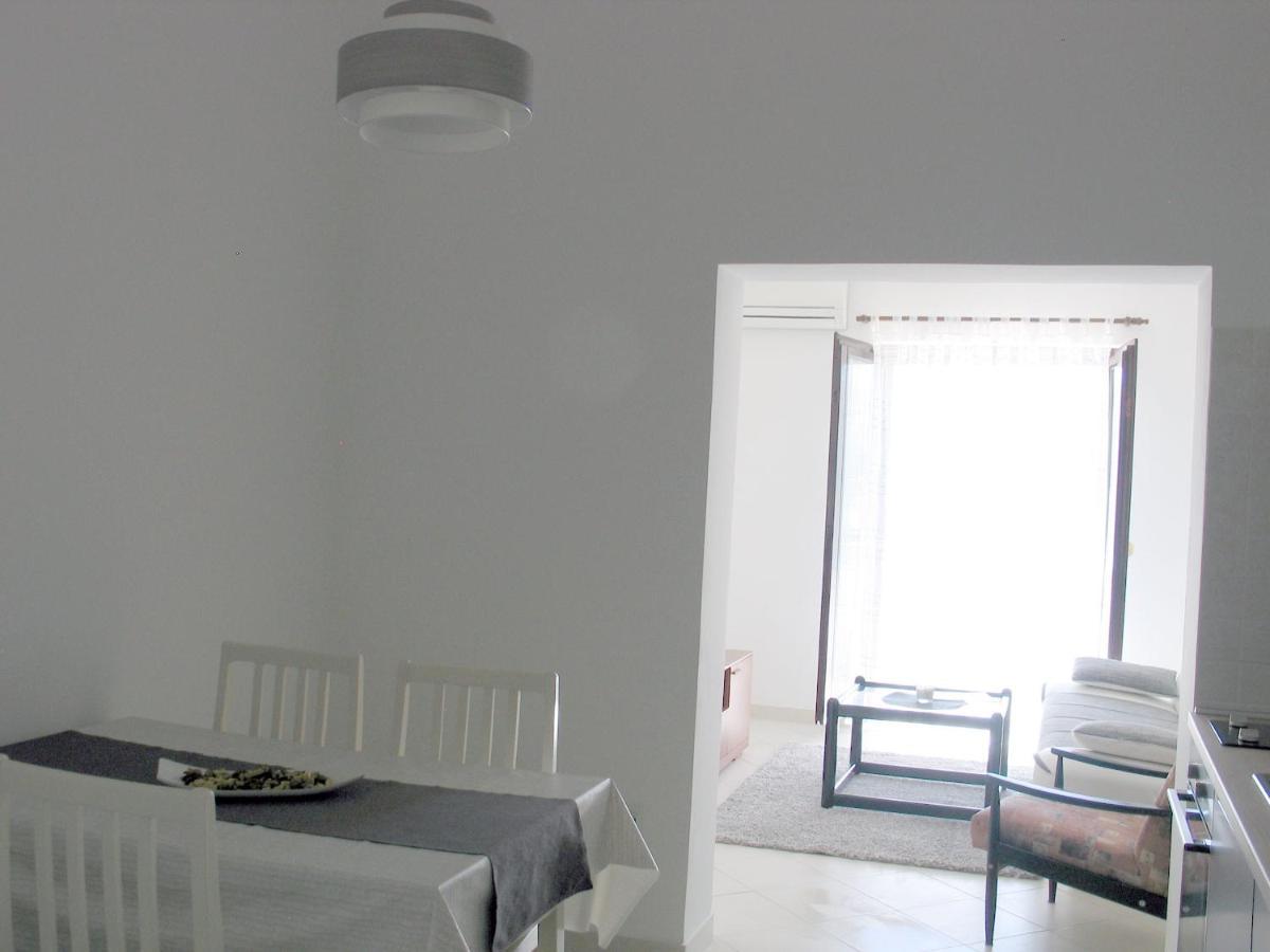 Apartmani Kunteja パグ エクステリア 写真