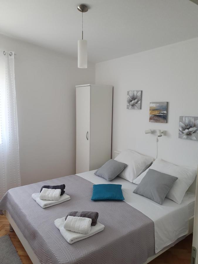 Apartmani Kunteja パグ エクステリア 写真